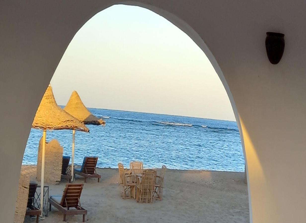 Dolphin Continental Hotel El Qoseir ภายนอก รูปภาพ